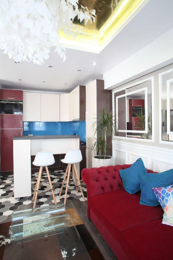 Casa Mia - Modern Luxury Apartament Boekarest Buitenkant foto